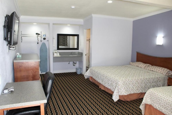 Trails Motel image 16