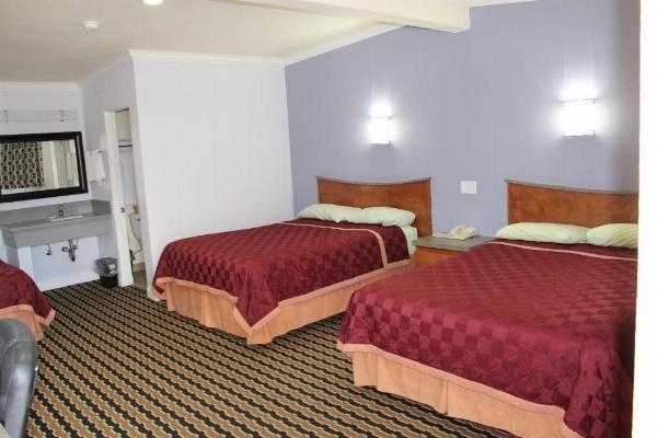 Trails Motel image 17