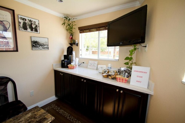 Trails Motel image 25